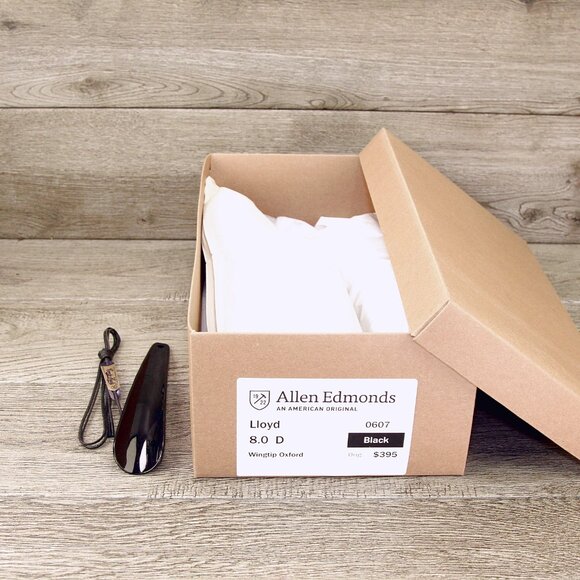 Allen Edmonds LLOYD Wingtip Oxford 8 D Black * add $15 new Cedar Trees